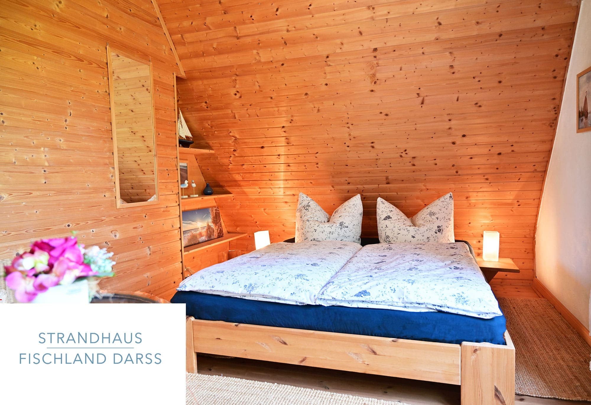 Schlafzimmer mit Doppelbett der Ferienwohnung Strandperle